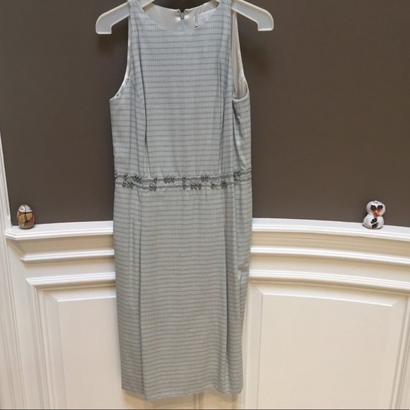 Badgley Mischka Dresses & Skirts - Beaded Badgley Mischka plaid midi dress